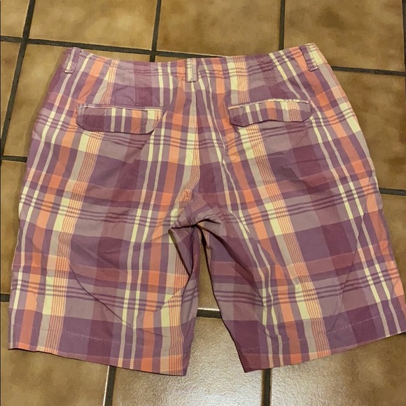 Old Navy low rise Size 8 shorts oran purple patter - Picture 2 of 5